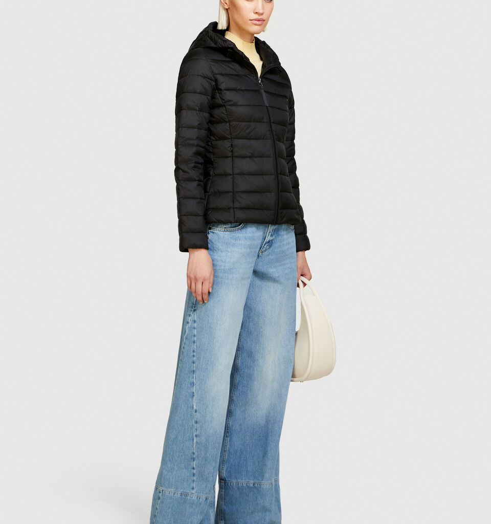 Padded slim comfort fit jacket - women's puffer jackets and coats - Black | Sisley image number 2